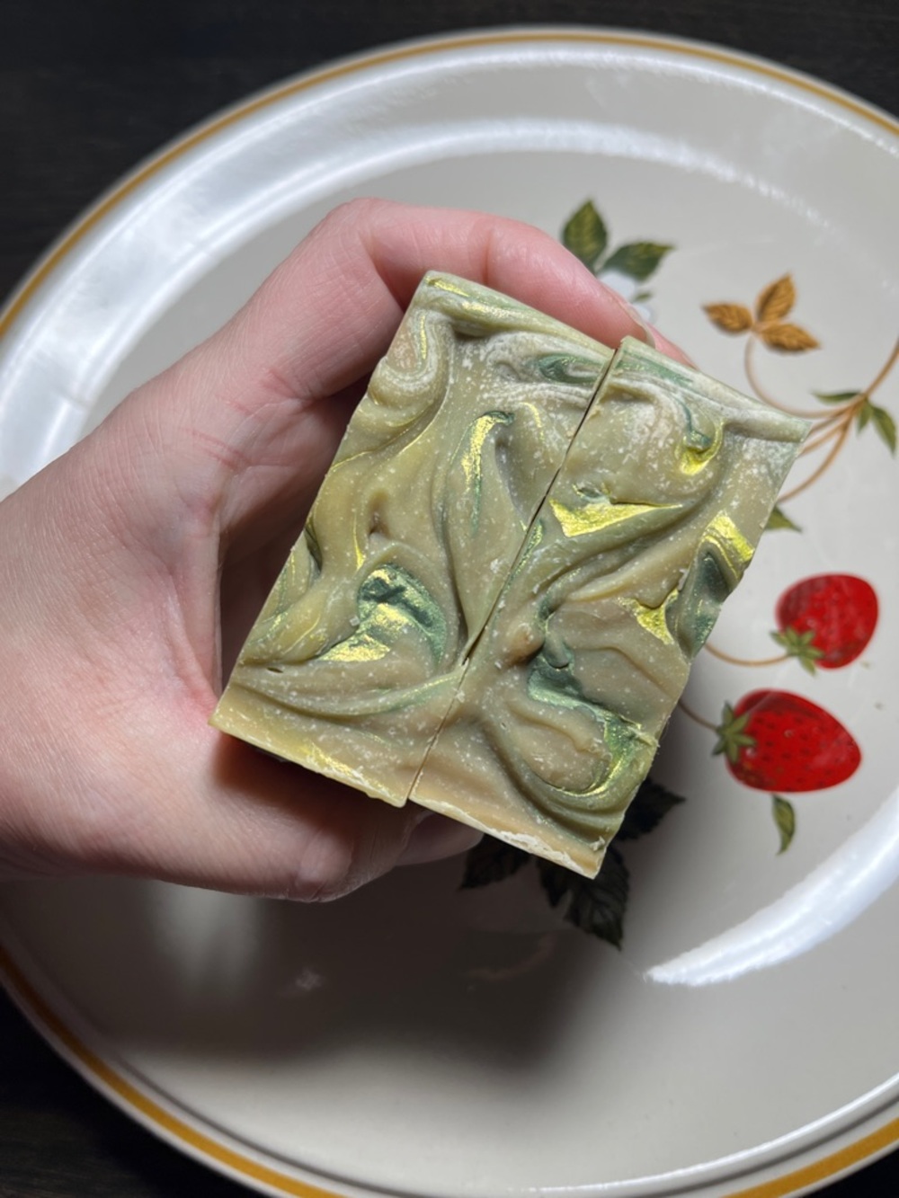 Herbal Lemon Goat Milk Soap Set - Picture 5 of 5